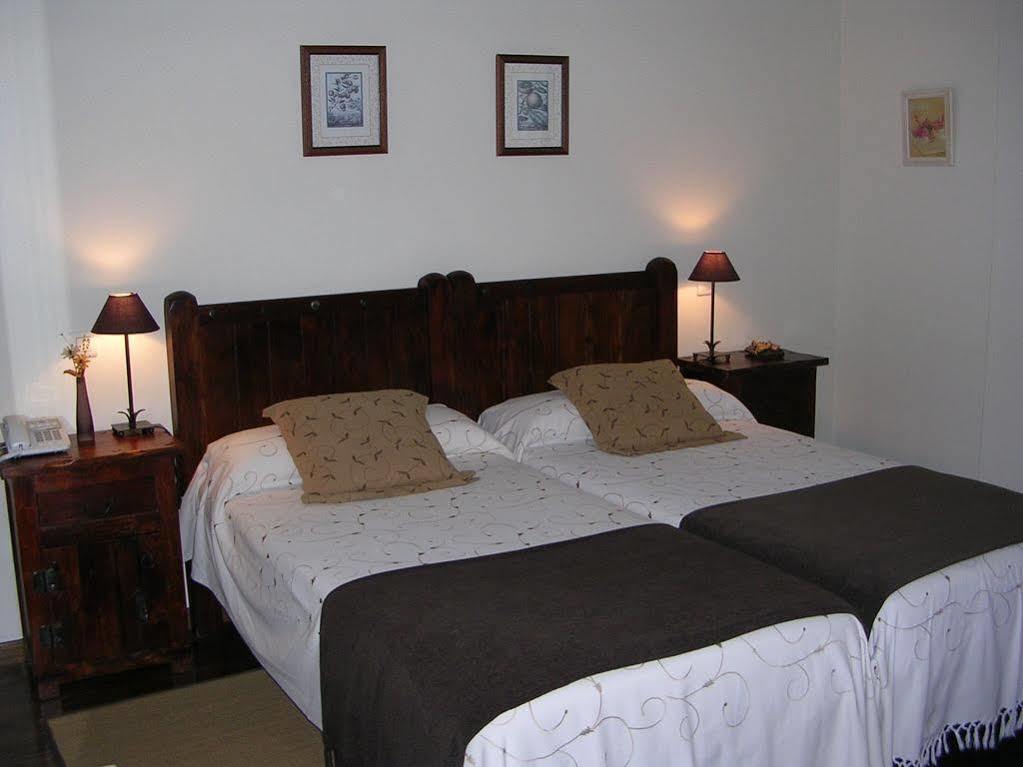 El Castro Guest House Arancedo ภายนอก รูปภาพ